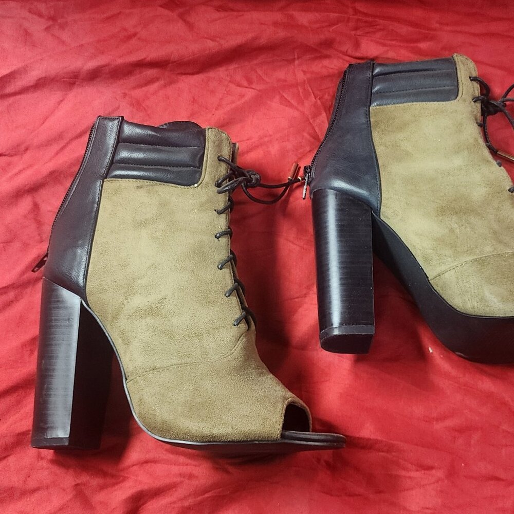 Lilana peep toe ankle booties olive green and black rear zipper